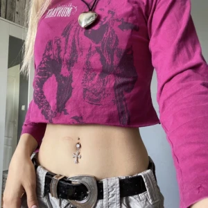 Y2k baby tee  - Söt hana Montana topp