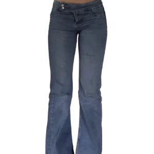 Jeans - Bara att kontakta mig vid fler frågor och funderingar🫶🫶