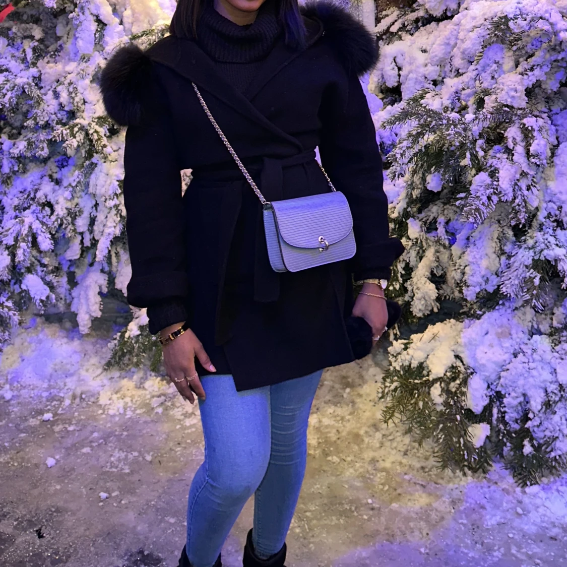 Ull kappa med päls krage