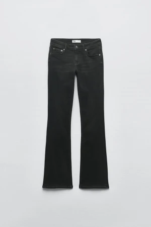 Zara jeans - Säljer dessa populära jeansen ifrån zara. De är för små för mig så har knappt fått användning för de, nyskick!