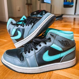 Nike Air Jordans - Nike Air Jordan - Unik Design, sparsamt använda