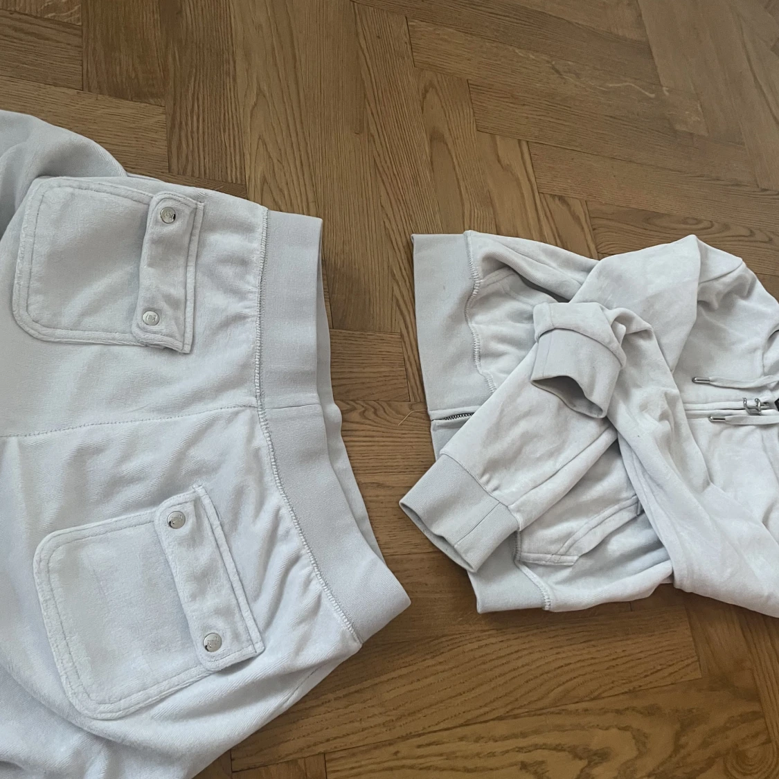 Juicy couture dress (ljus grå)  - 91