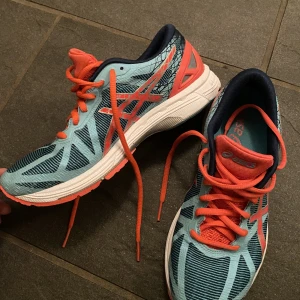 Asics gel-ds trainer 21  - Endast testade! Strl 38