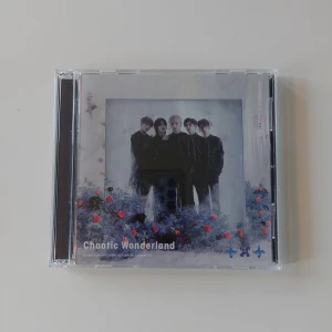 Txt kpop album - Säljer ett album utan pc!