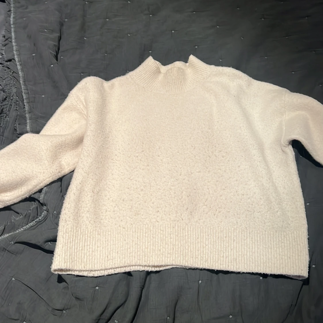 Stickad tröja