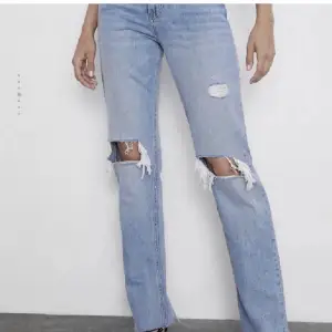 Slutsålda jeans från zara med hål!