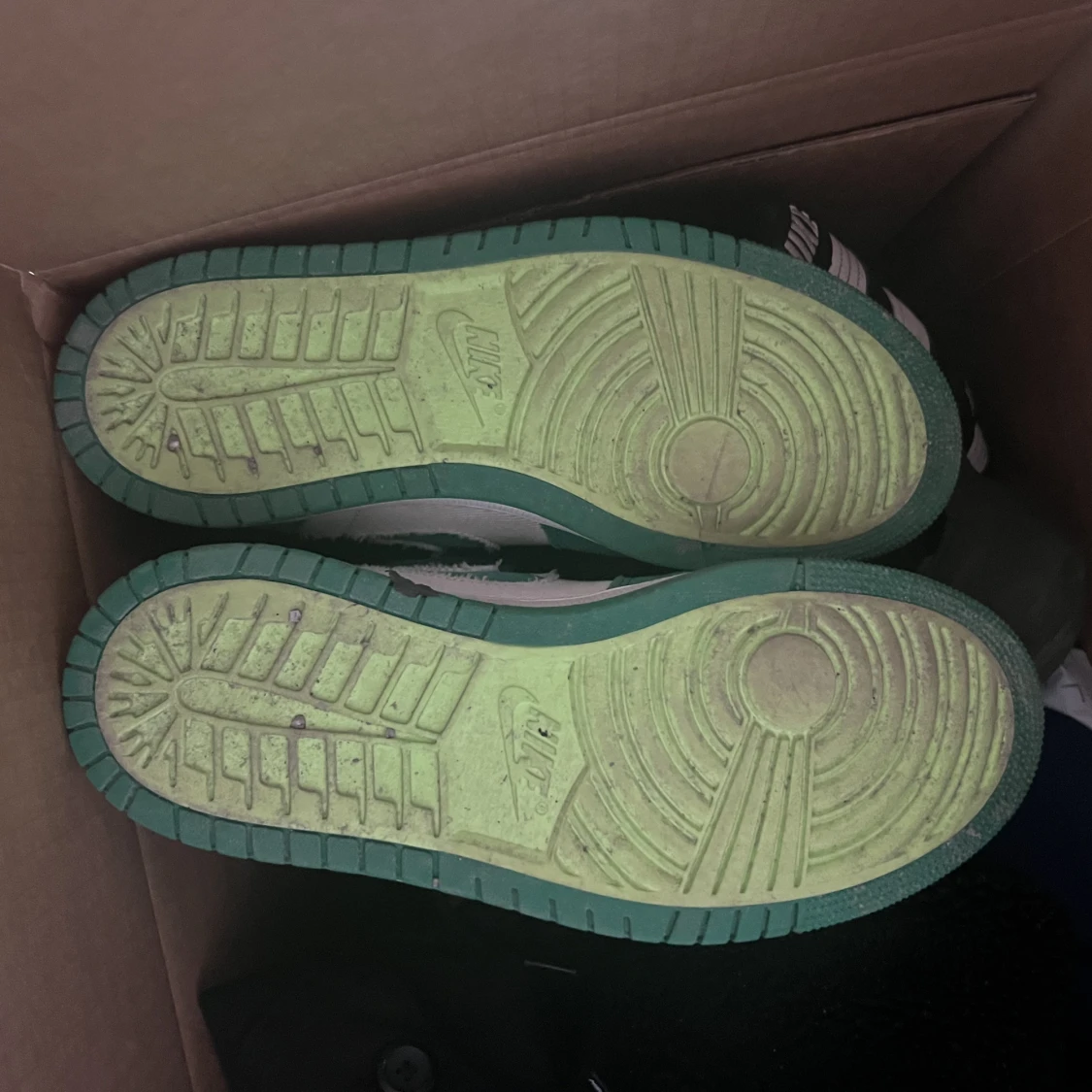  Air Jordan 1 High Zoom CMFT ‘Stadium Green’(48H LEVERANS) Air Jordan 1 High Zoom CMFT ‘Stadium Green’(48H LEVERANS) Air Jordan 1 High Zoom CMFT ‘Stadium Green’ - 91