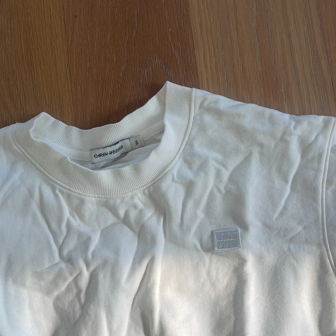 Sweater med korta ärmar från Carin Wester - 90