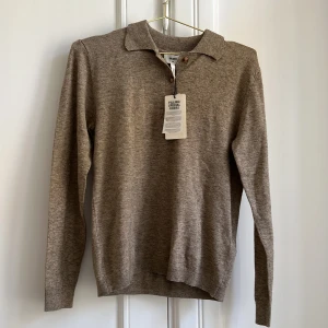 Tröja  - En ny tröja från object som inte kommer till användning 