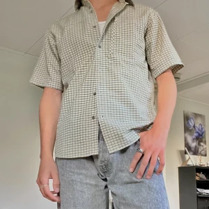 Haglöfs skjorta - 10/10 skick! Lätt och luftigt material. 