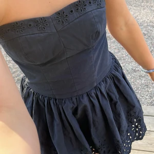 🌸Hollister klänning!🌸 - Superfin hollister klänning i Xs säljer för att jag inte andvänder den🌸