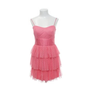 Klänning  - Supersöt klänning från Gina Tricot i storlek S💘💘