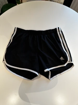 Träning shorts - Tränings short från adidas.