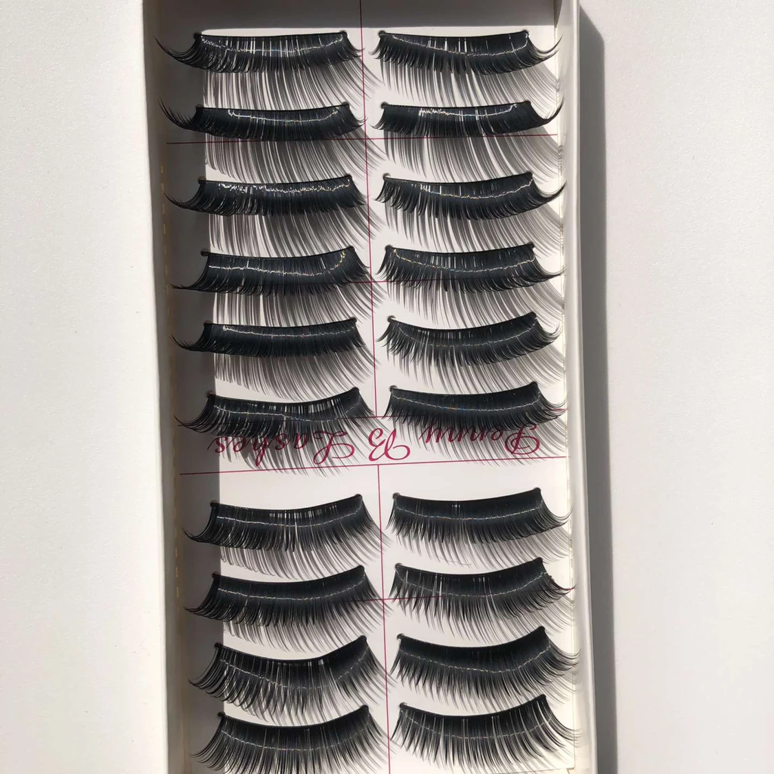 Tjocka ögonfransar  - 91