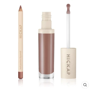 Hickap Lip Duo - Säljer nu denna lip duo, provade dom o kände att färgen it passade mig. Så de är endast testade!🫶🩷 Färgen 03 Toasted Apricot. Nypris 270kr för båda. Mitt pris 150kr för båda💕🌷 skriv vid frågor! Pris går att diskutera vid snabb affär!!!