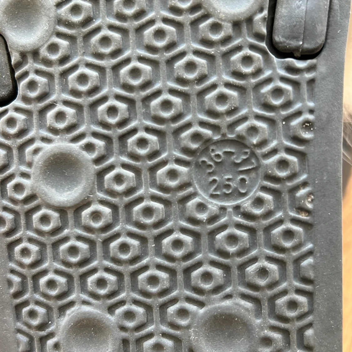 Äkta päls tofflor  - 90