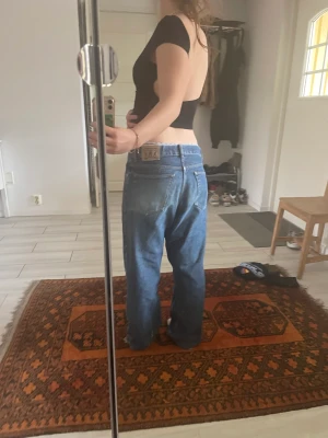 Sweet sktbs jeans - säljer min brorsas jeans💯 storlek xs men skulle säga att d passar någon mellan 165-170 om man vill ha dem ”baggy”. Ganska använda därav priset, nypris 800. ❤️