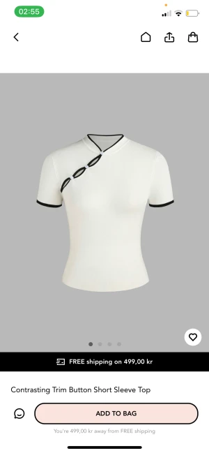 Toppar  - Säljer både den vita och svarta toppen. jätte unika och helt nya. Strechigt och skönt matrial