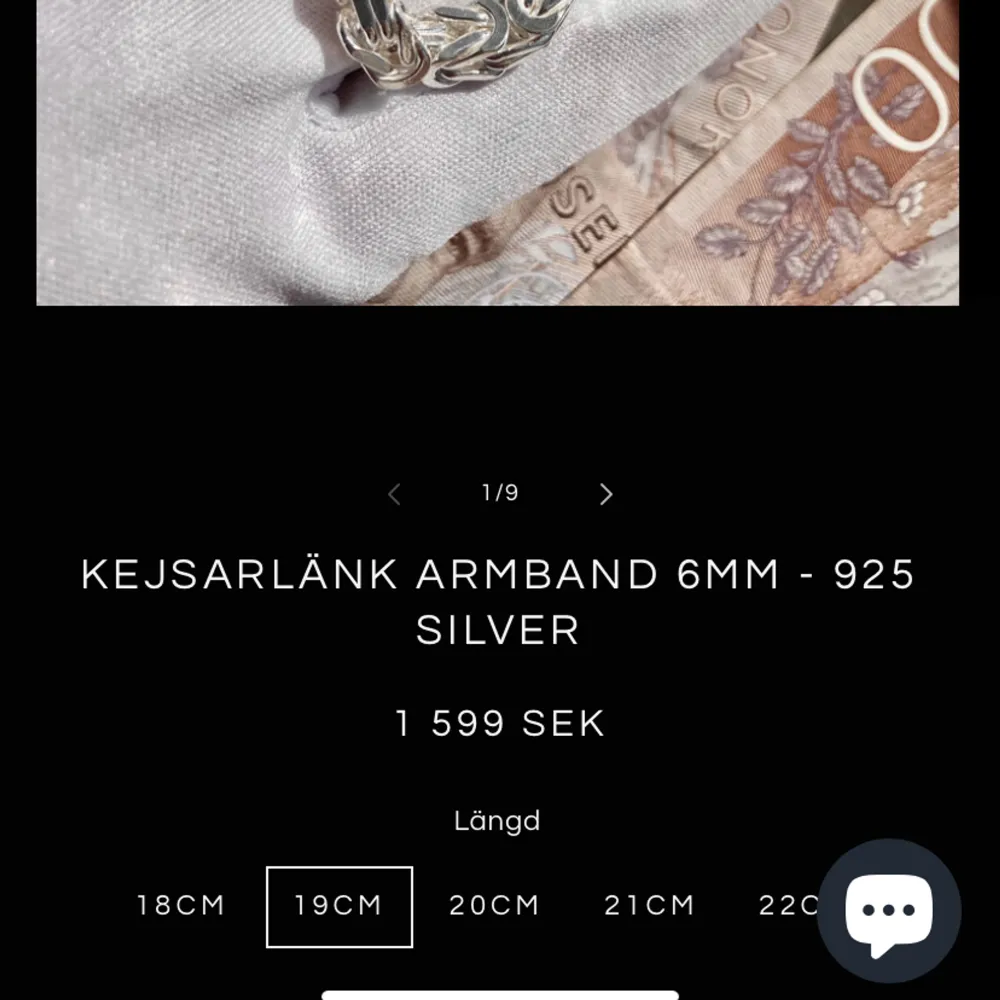 Hej, säljer ett äkta silver kejsar armband som är köpt från kejsar.se för 1599. Längden är 20cm och bredden är 6mm. Säljer den för 1000 prick då den är hur ny som helst och glänser som vanligt. Hör av er! . Accessoarer.