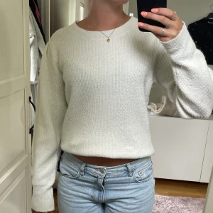 Vit stickad tröja - Vit stickad tröja från NAKD✨✨