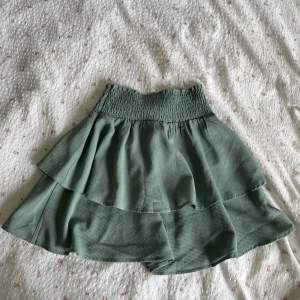 En superfin kjol från only köpt från zalando💕 skriv till mig vid intresse🫶🏼