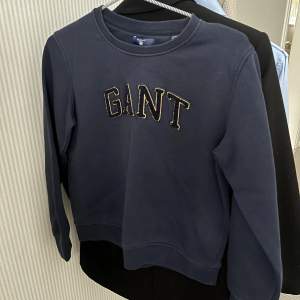 Säljer denna tröja från Gant i storlek 158-164 (typ xs) 