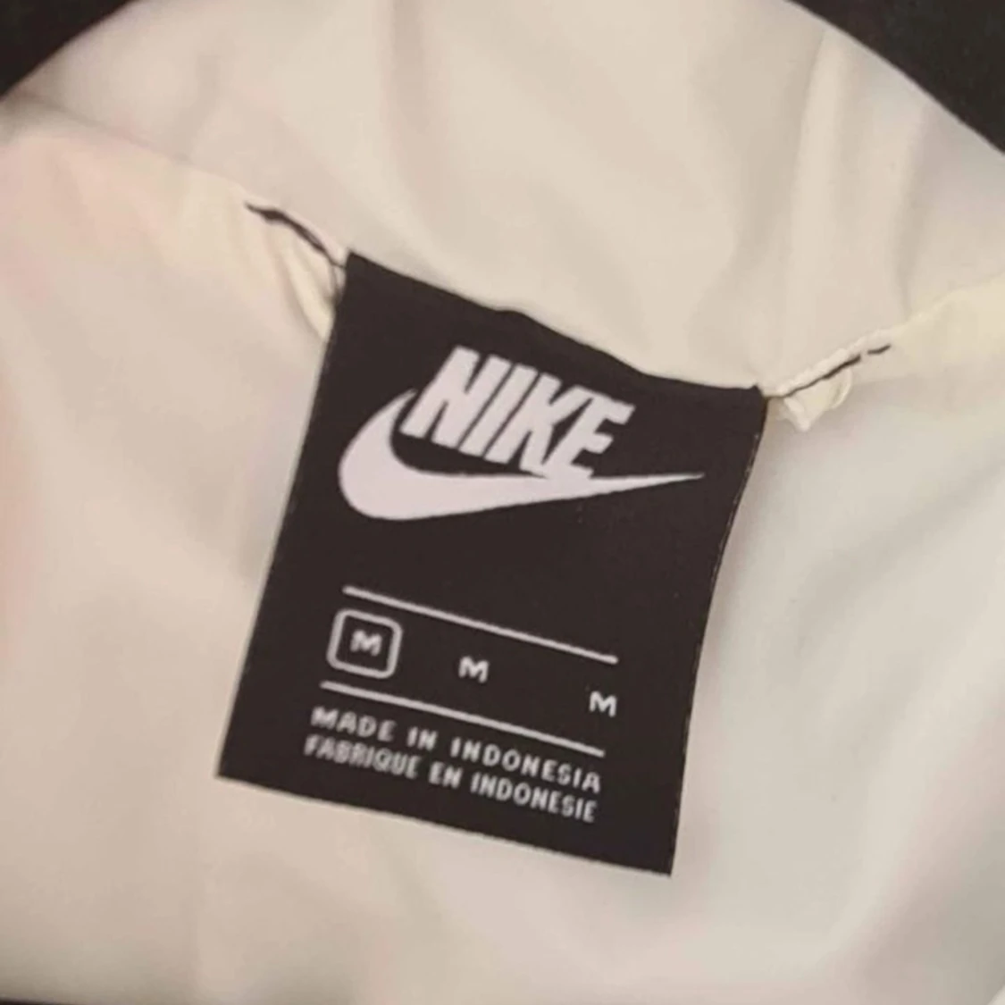 Vintetjacka, Nike, Strl M - 90