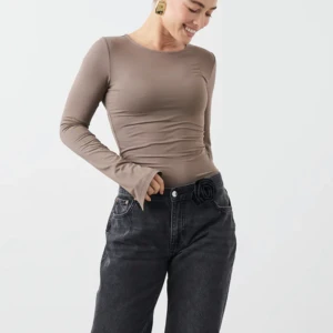 Långärmad tröja  - Köpt från Gina tricots soft touch collektion🌸aldrig använda har bara provat den på