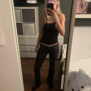 Low waist bootcut Pepe jeans  - Populära low waist bootcut Pepe jeans i storlek 36. Skriv vid frågor!