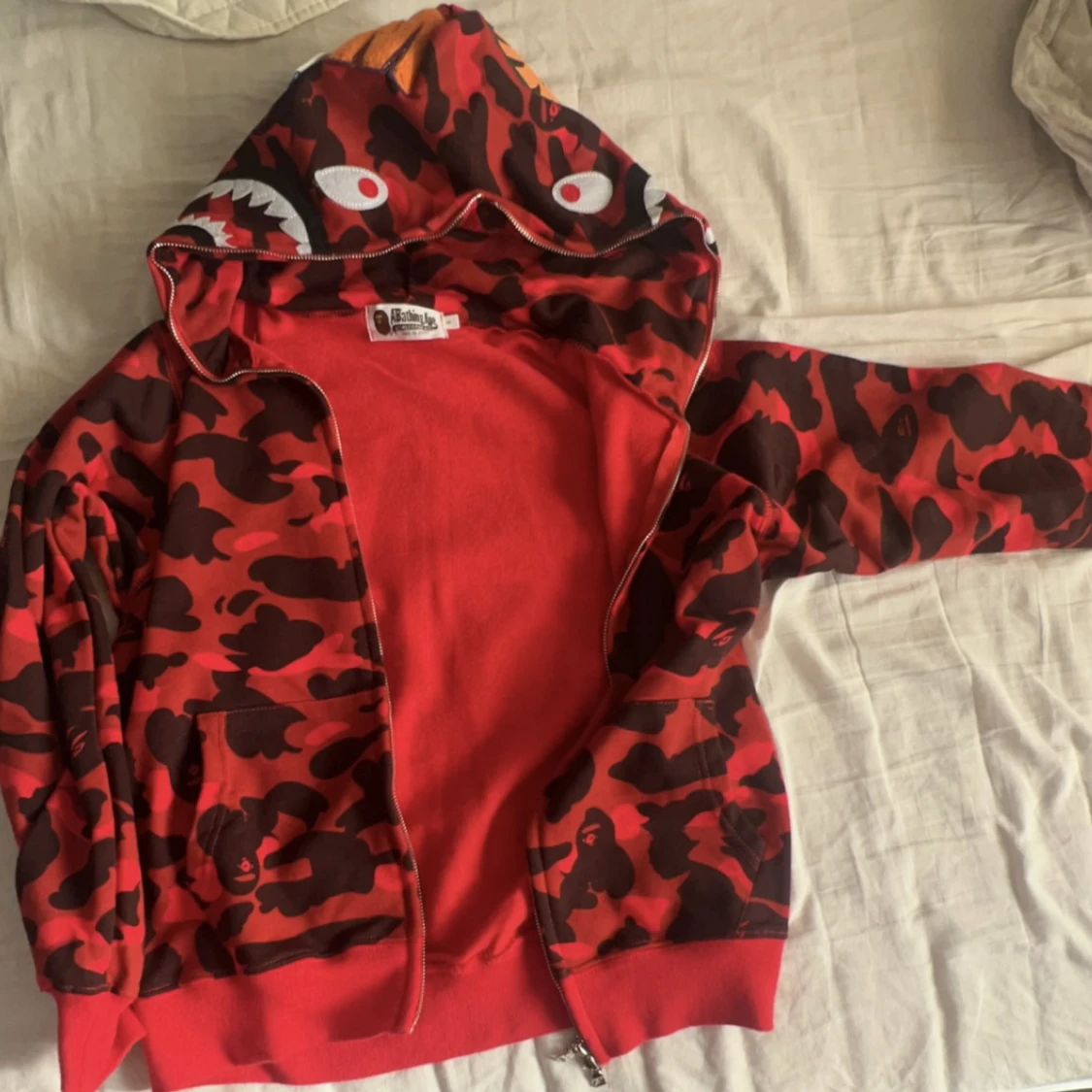Röd bape hoodie - 90