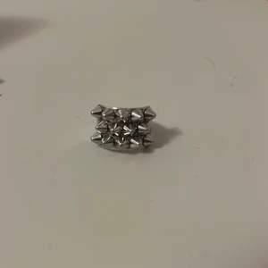 Edblad ring  - Vill byta denna mot en i guld med 17cm! Jag kan också sälja för 350 men pris kan diskuteras💞