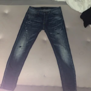 Alessandro Zavetti Jeans - Köpt för 1450kr Sälja vid snabbkaffär för 500kr