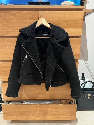 Jacka - Jättefin jacka perfekt för hösten 