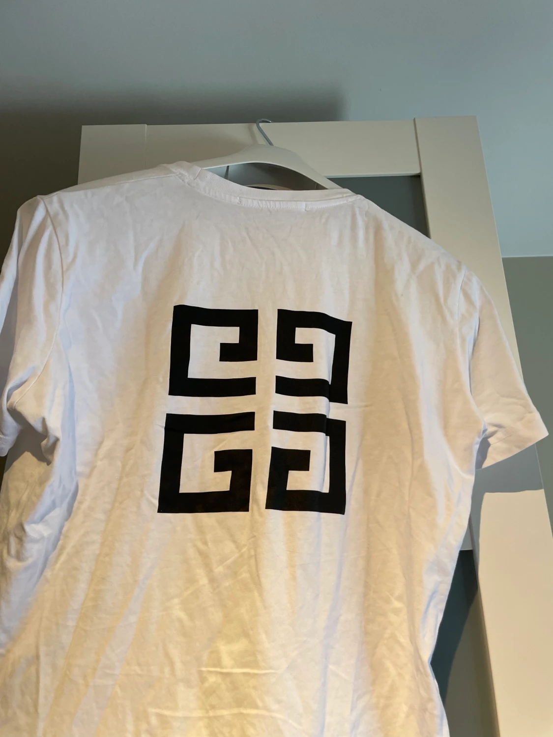 Givenchy T-shirt - 90