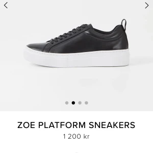 Vagabond skor - Jätte snygga vagabond skor, använda fåtal gånger. Jätte fint skick och sparsamt använda. Bilder på dom kan skickas privat🩷😇 sko kartong och kvitto med följer