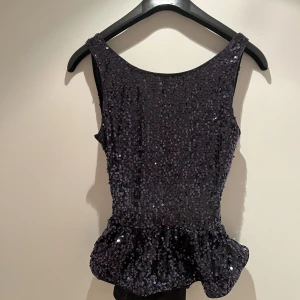 Paljett topp - Super fin paljett topp använd 2 gg 