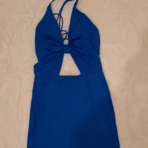 Klänning  - Klänning från Bershka. Aldrig använt.