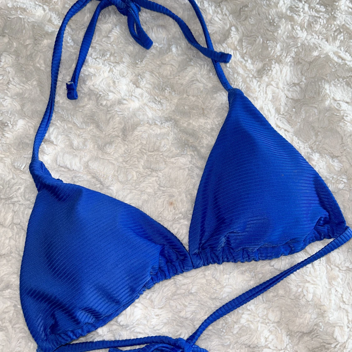 Blå bikini överdel