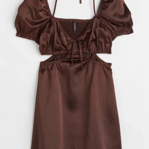 Its so good dress for 165 cm!! I have never worn it, it is new. - Beautiful comfortable dress 💋