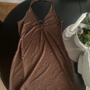 Klänning - Från H&M strl L