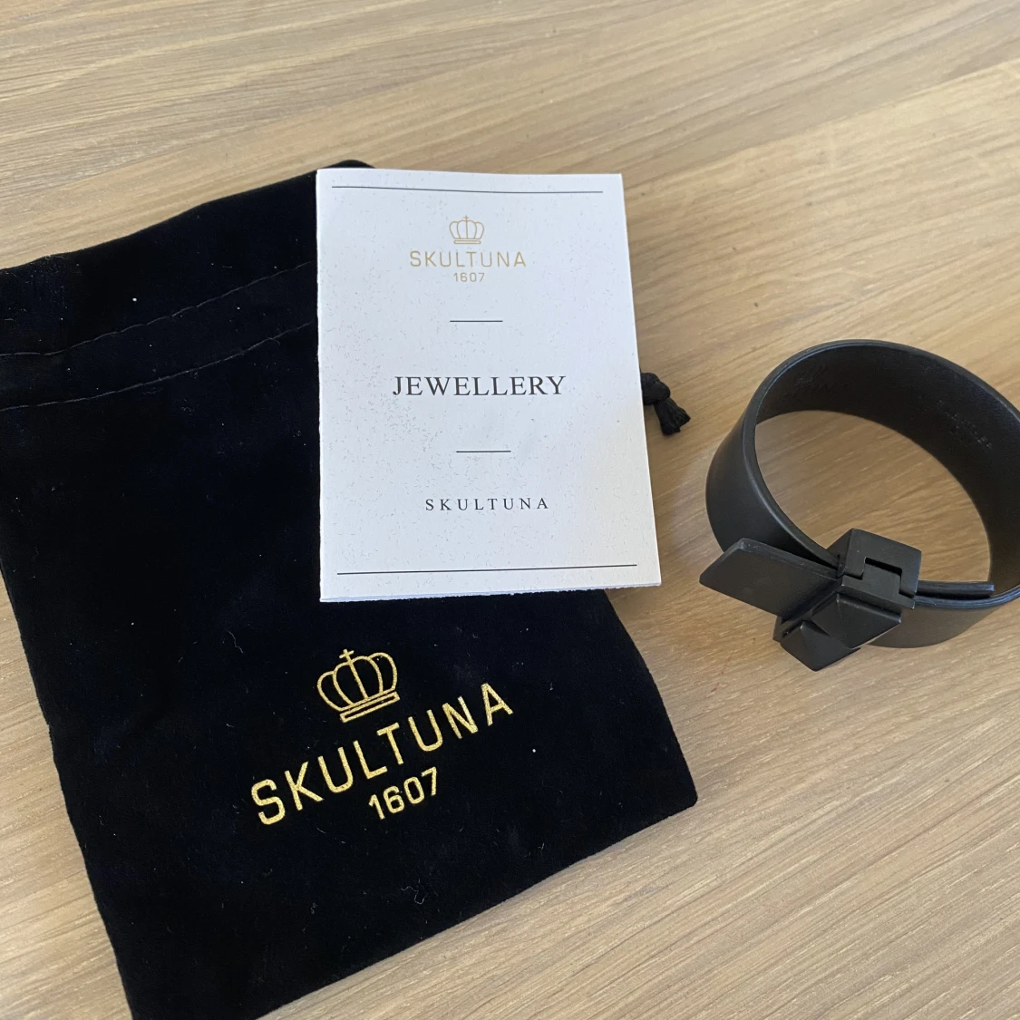 Läderarmband Skultuna  - 91