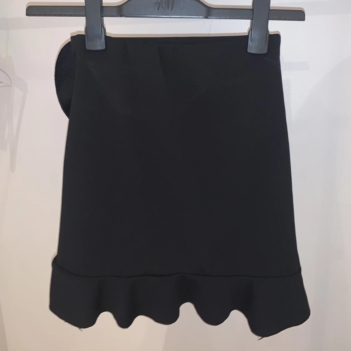 Kjol med volang - 90