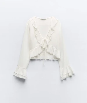 Blus, Zara - Nästan oanvänd tröja ifrån zara 