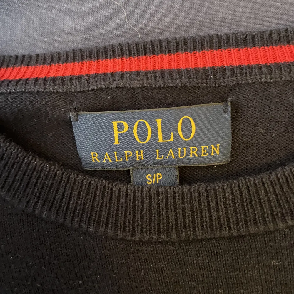 Jätte fin tunn tjocktröjan från Polo Ralph Lauren vintage pris kan diskuteras . Tröjor & Koftor.