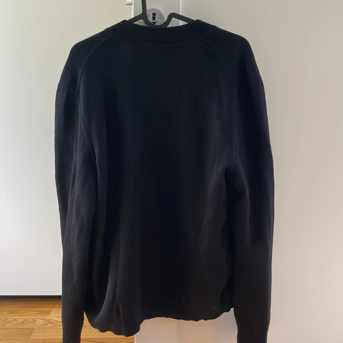 J.Lindberg Kofta (andon black zip cardigan) - 91