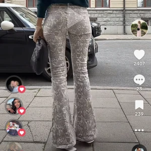 Hunkydory jeans mönster - Mönstrade jeans från Hunkydory. Storlek XS. Nypris omkring 2000kr. 