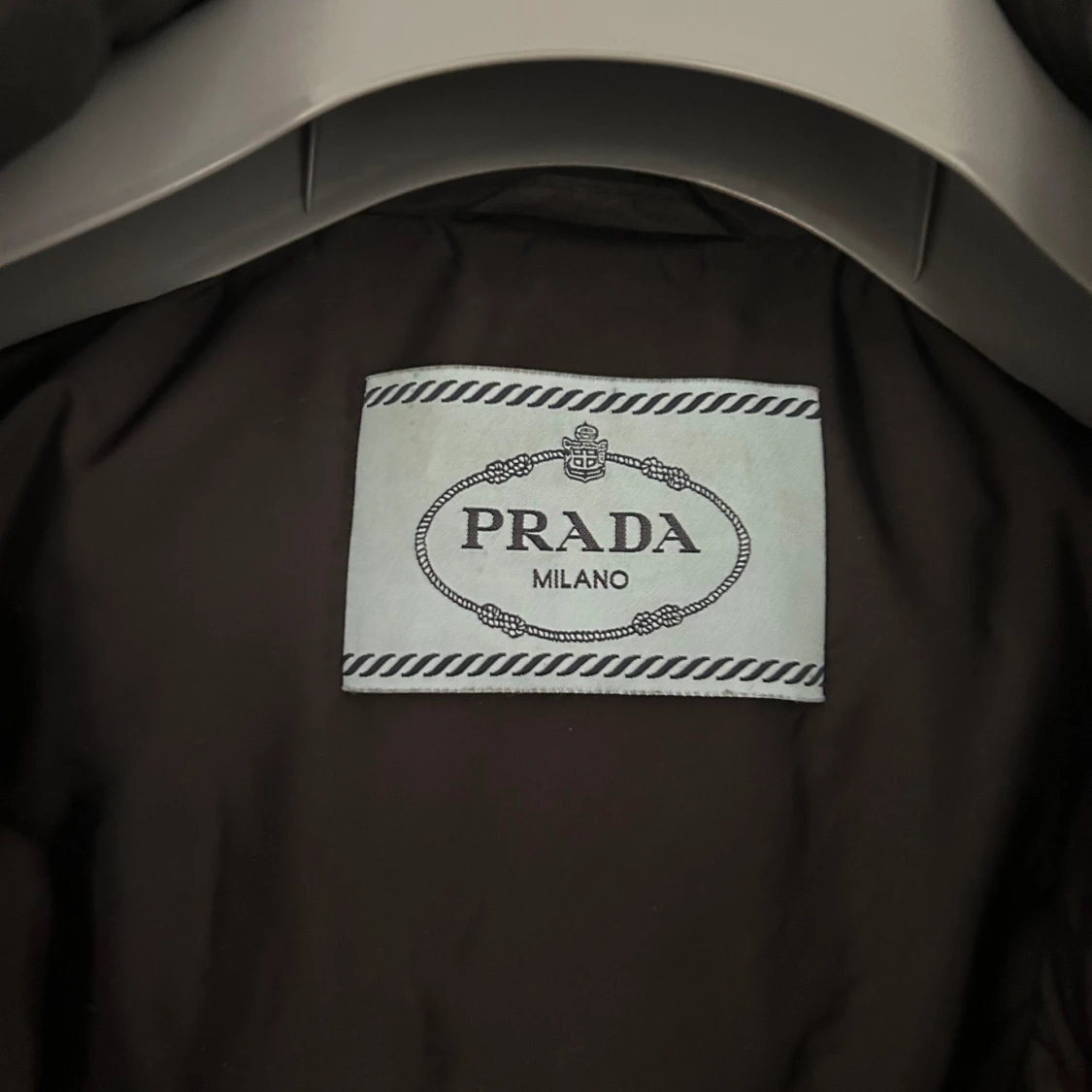 Tunn duncjacka Prada - 90