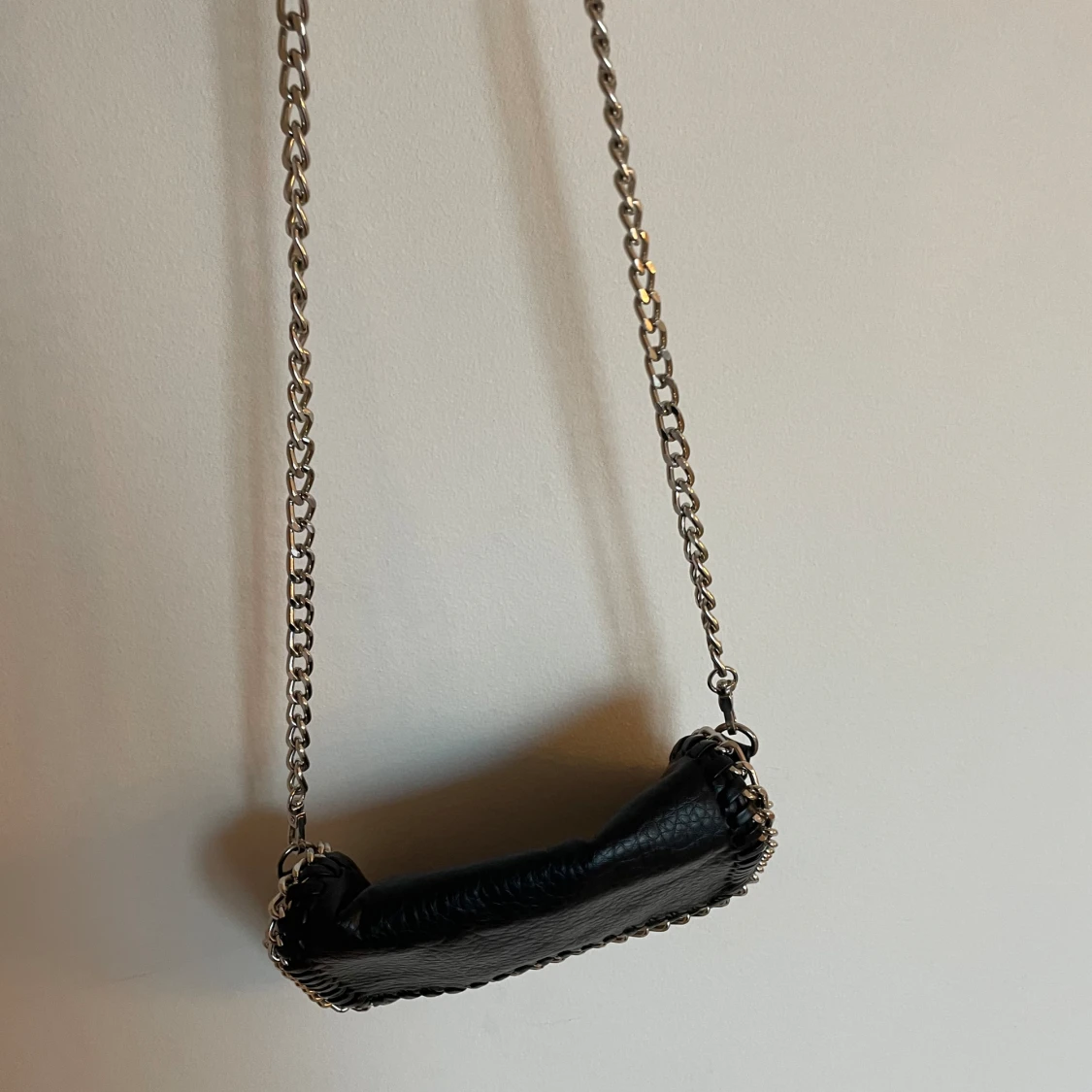 Väska med kedja  - 90