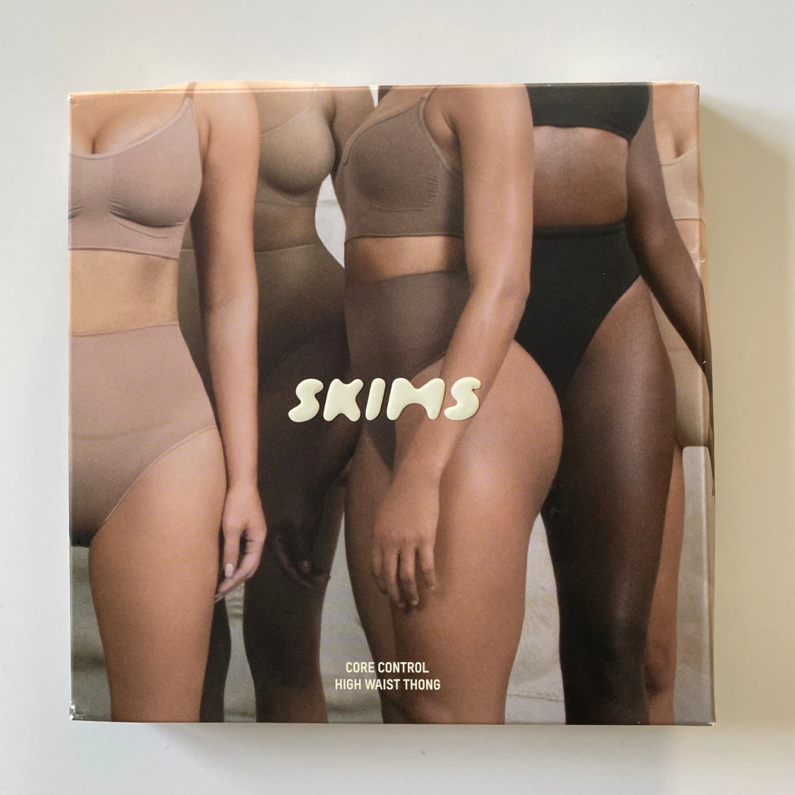 Skims core control thong