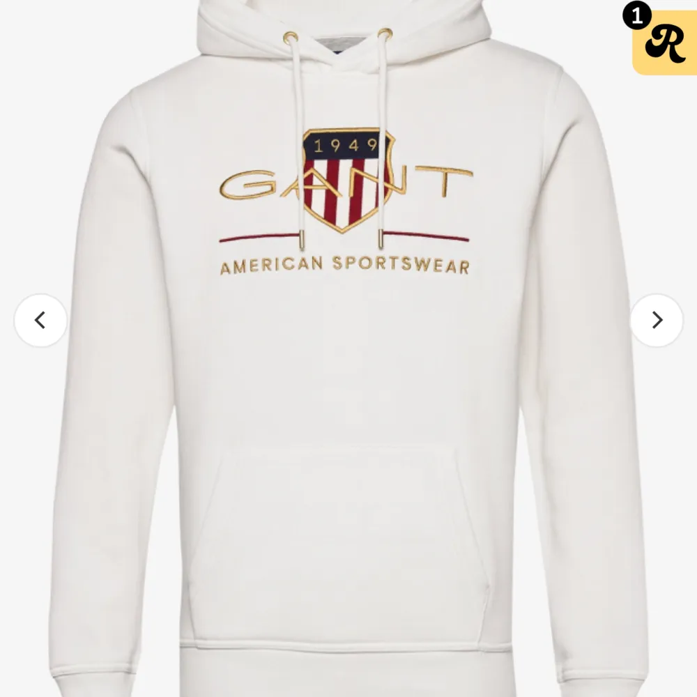 Mitt första märkes plagg, dock så har den mest legat. Väldigt bekväm med bra kvalite.. Hoodies.